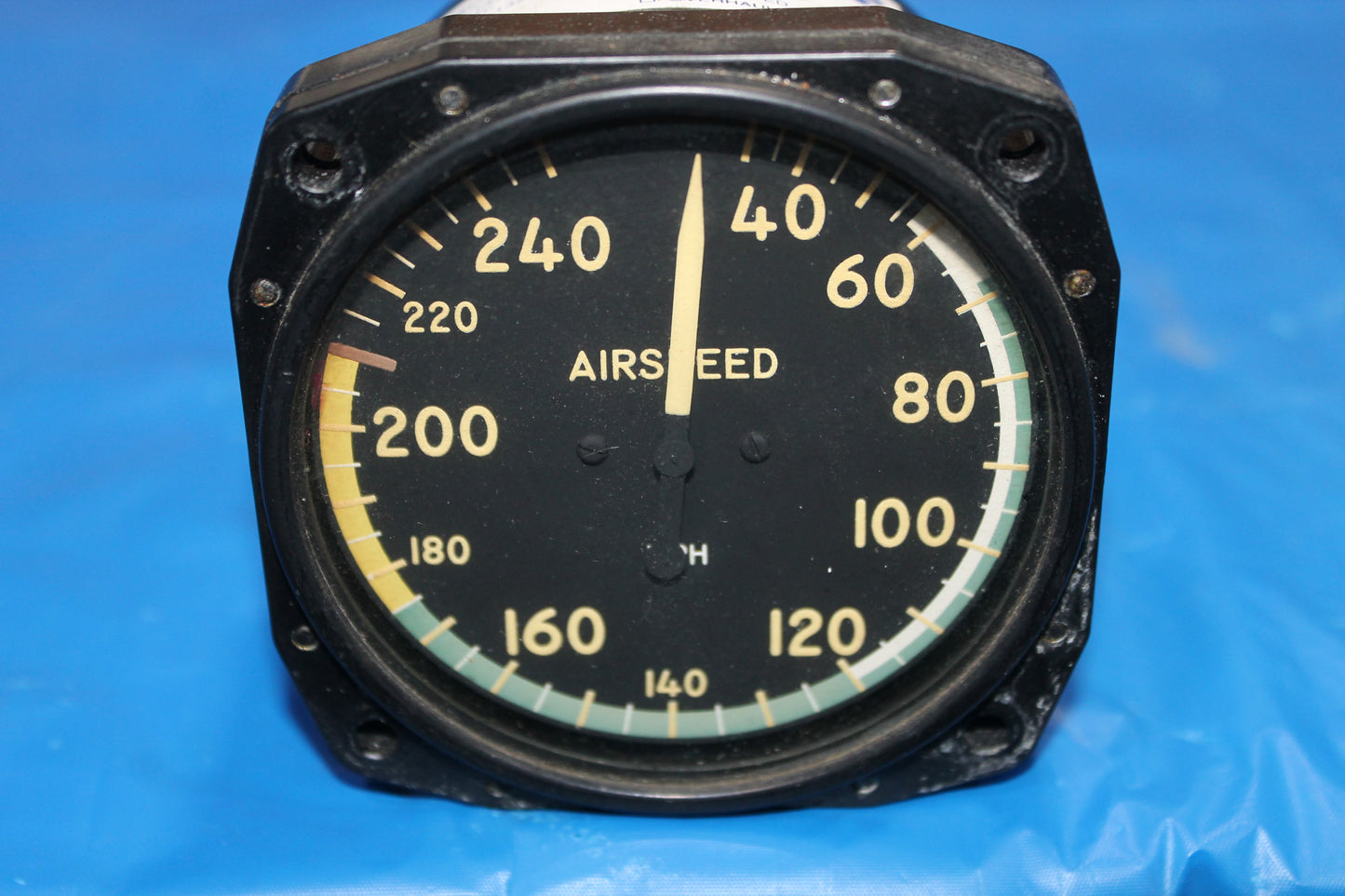 Airspeed Indicator - U.S. Gauge - C-FJUO