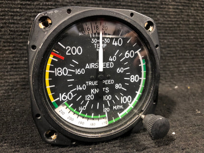 Airspeed Indicator - United Instruments - C-FWOK