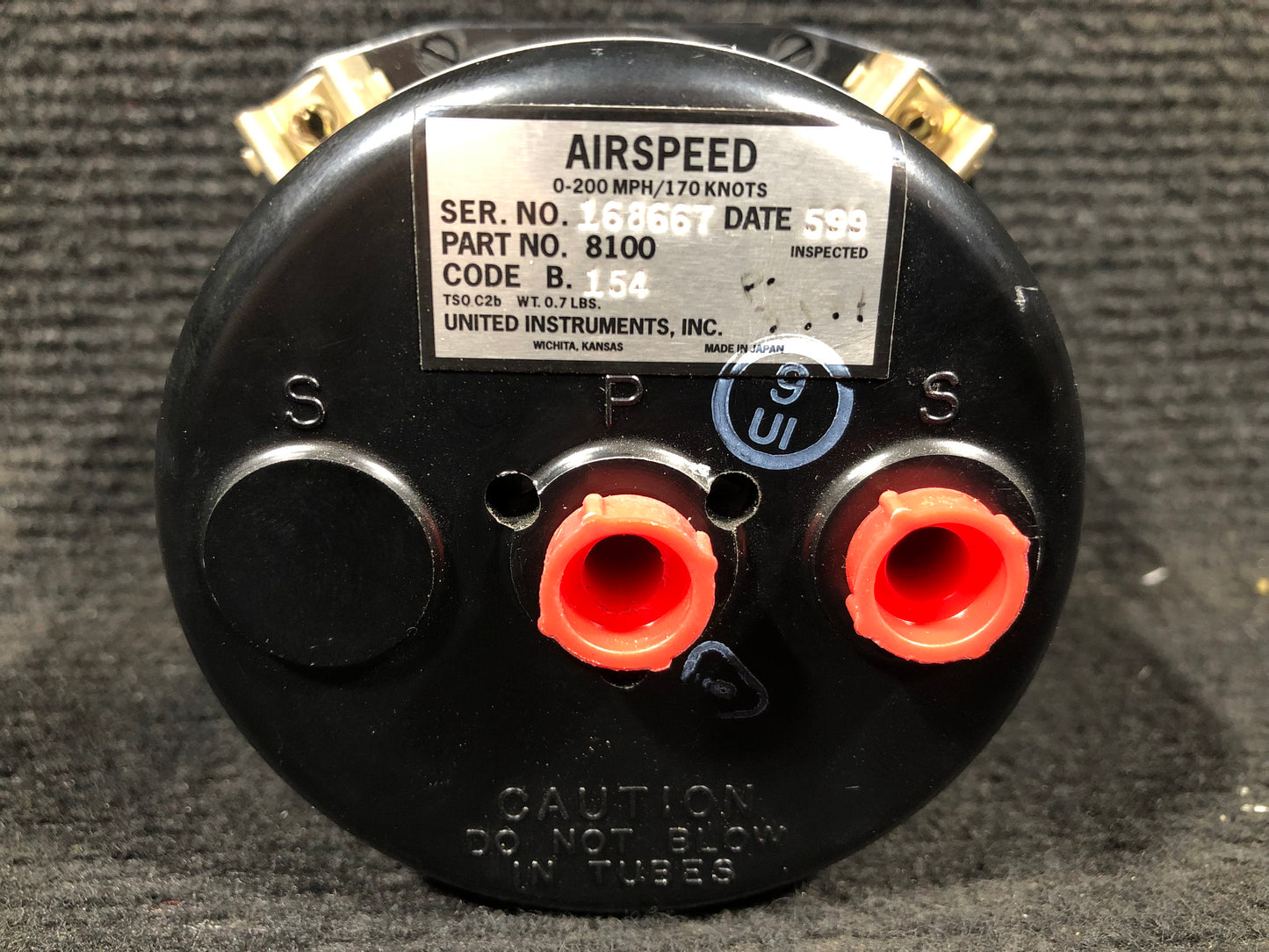 Airspeed Indicator - United Instruments - C-FWOK