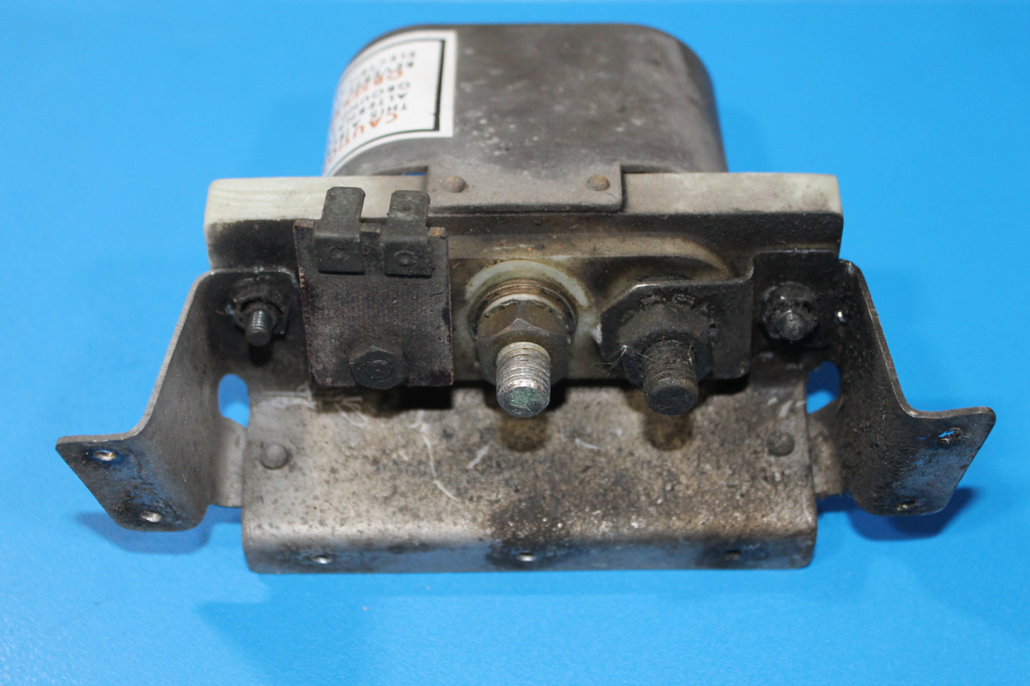 Auxiliary Power Receptacle - Cessna - C-FFTB