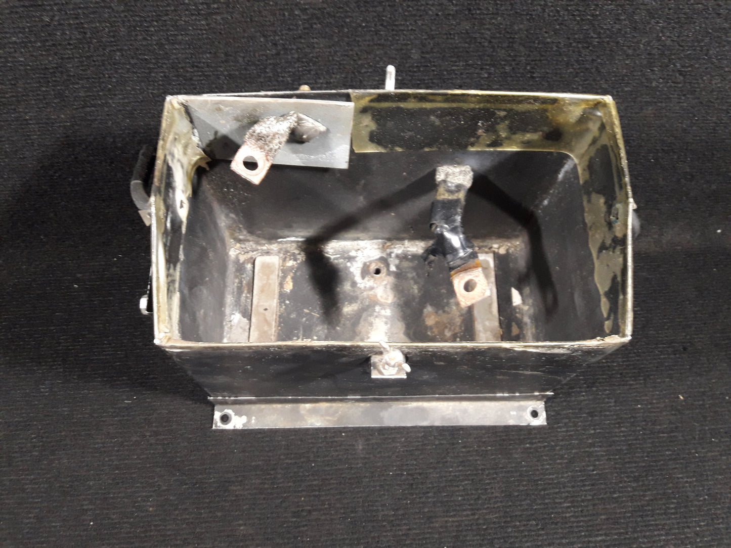 Battery Box Assy WITH LID - C-FXXQ (#63888-00)