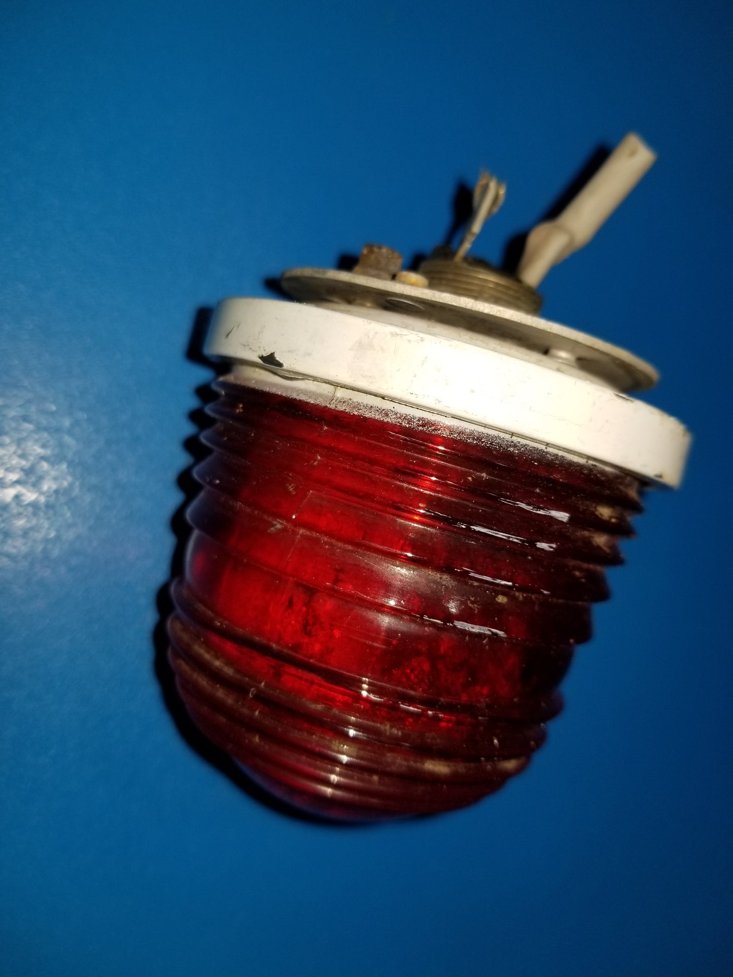 Beacon Light Strobe Red Assy - Cessna - C-FWOK