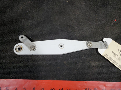 Bellcrank Elevator Assy - Cessna - C-FCDQ