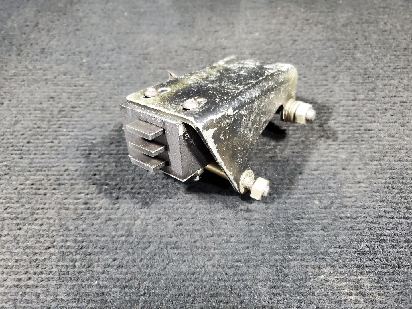 Brush Block Assy - Cessna - C-FSYN