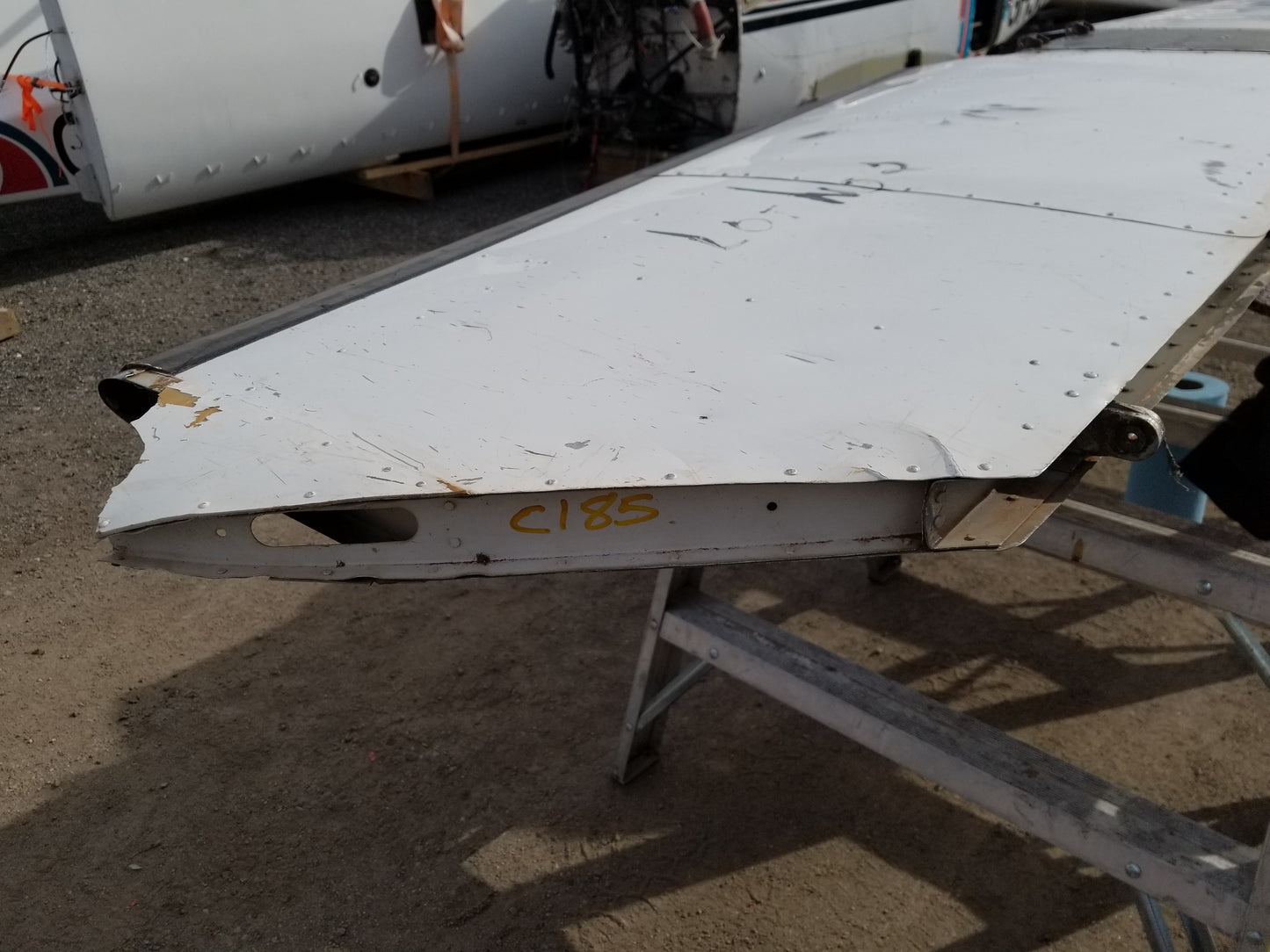 Horizontal Stabilizer - C185 - 5H-MRF (#1232000-8)