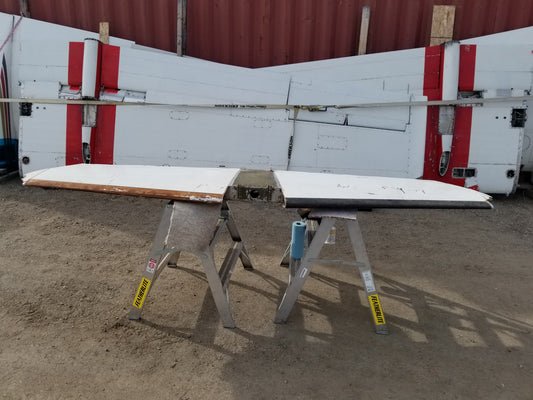 Horizontal Stabilizer - C185 - 5H-MRF (#1232000-8)