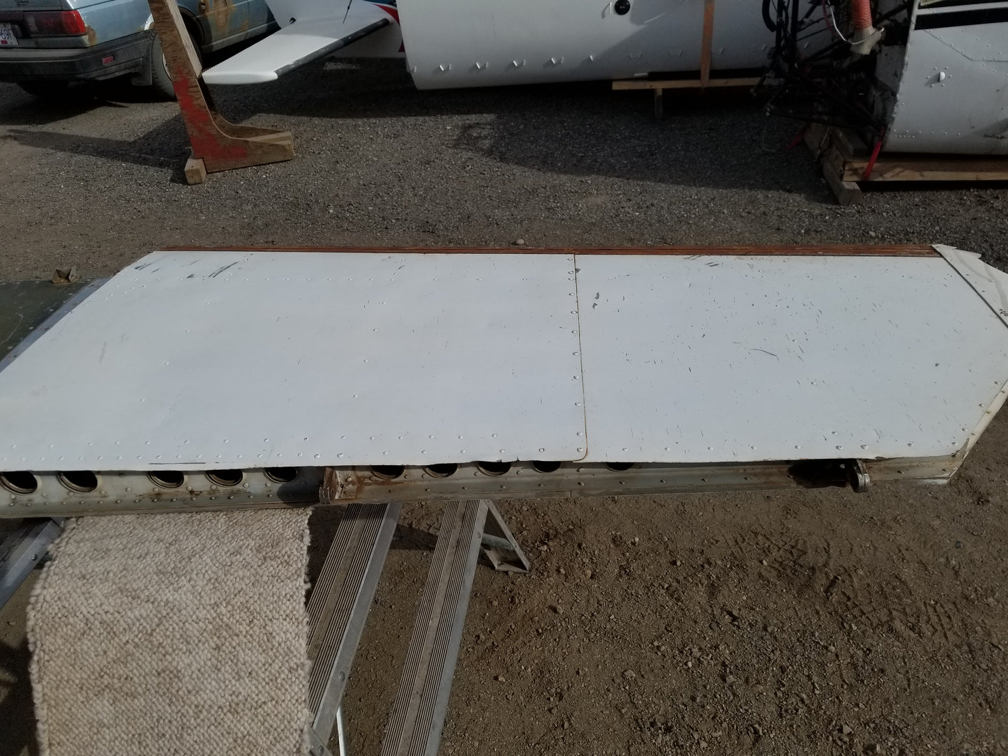 Horizontal Stabilizer - C185 - 5H-MRF (#1232000-8)