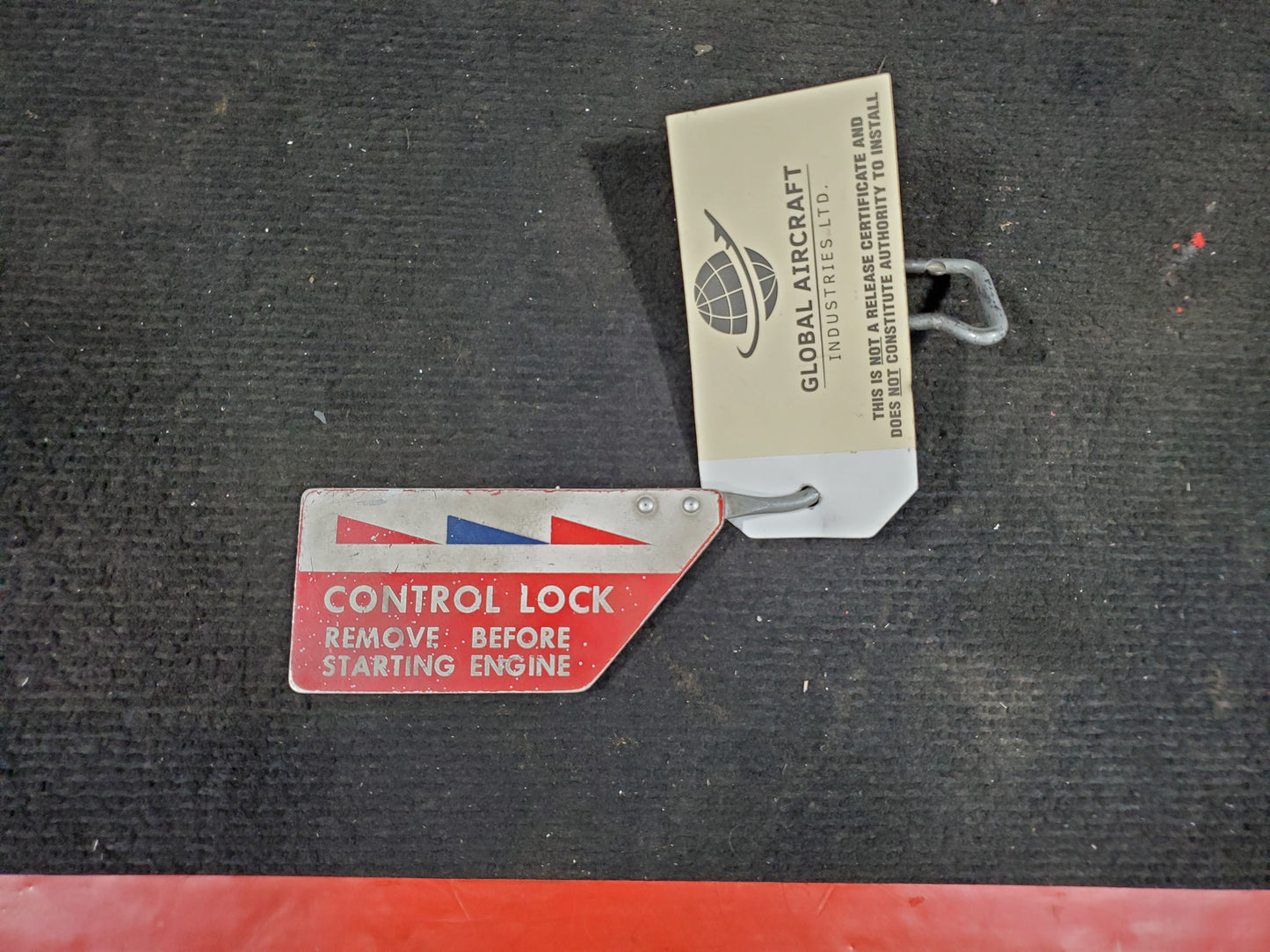 Control Lock Assy - Cessna - C-FWOK