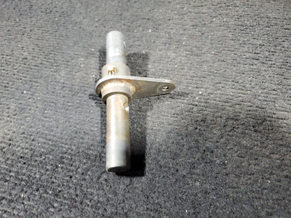 Door Spindle Assy - Cessna - C-FSKF