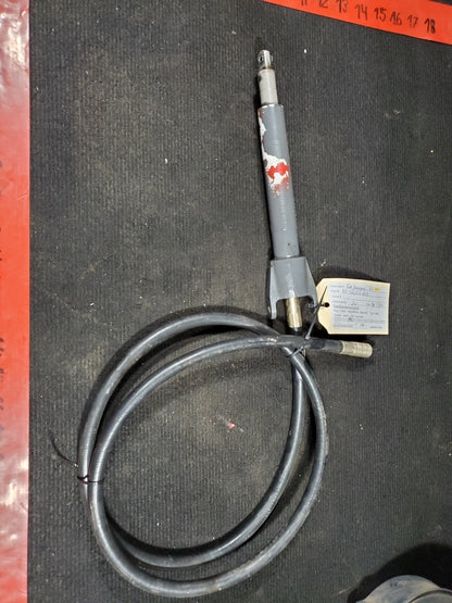 Flap Actuator RH with Cable - Cessna - C-FOZZ