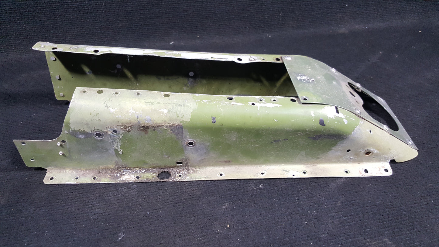 Fuselage Tunnel Bulkhead LH and RH - C-FZRF (#0510114-50)