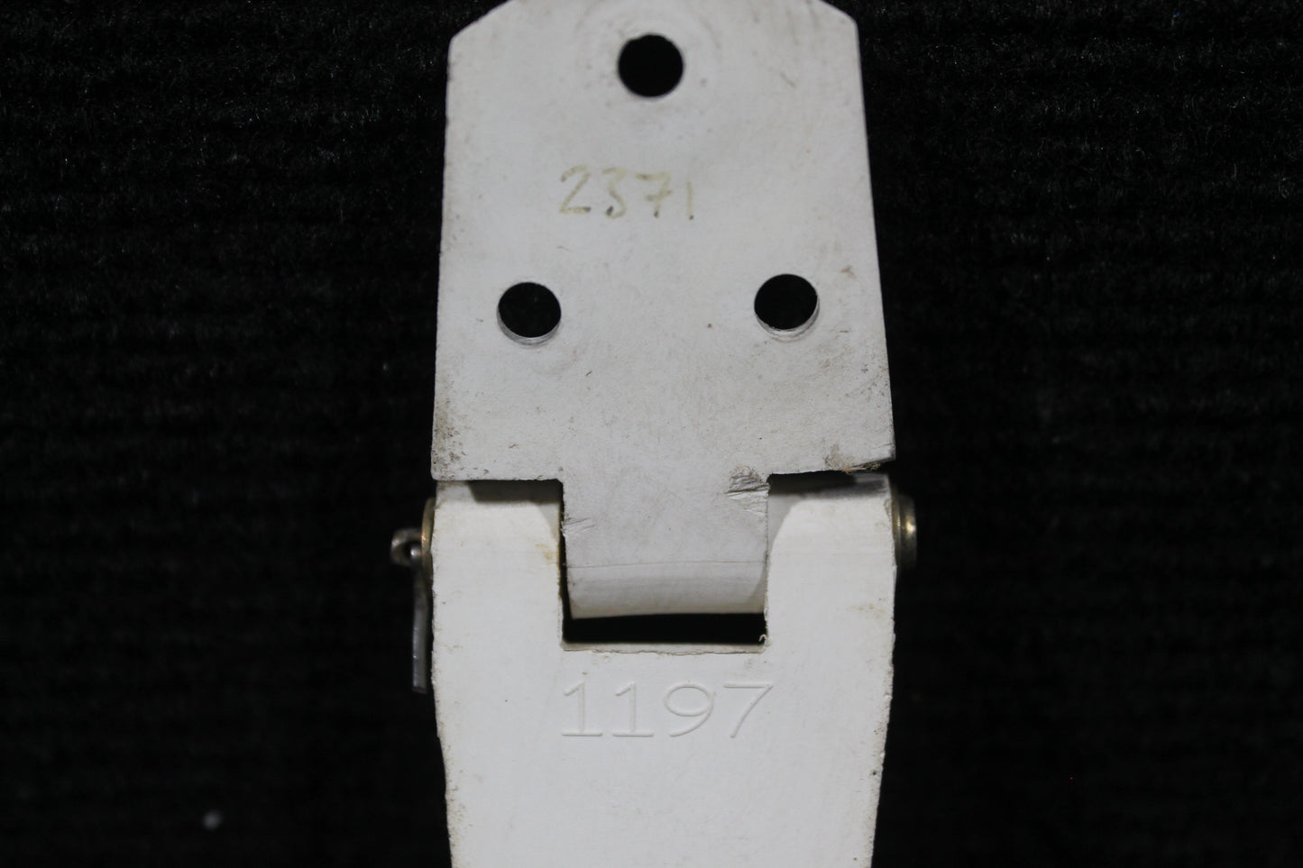 Helipod Door Hinge - C-GHZN (#1197)