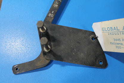 Engine Brackets RH - I-CODE (#49384-2 and 49385-2)