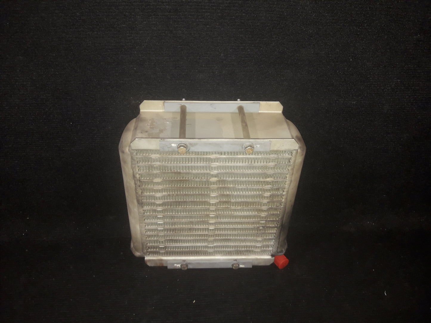 Oil Cooler large Main - C-GFYD (#10886A)