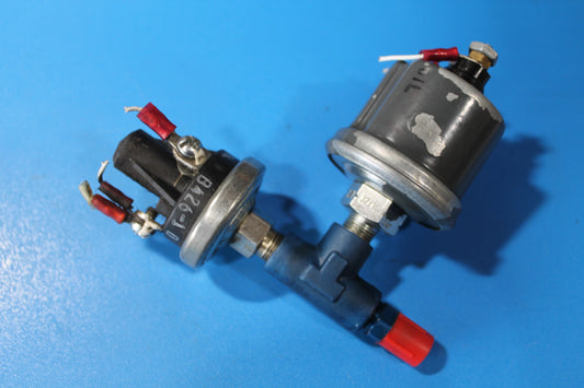 Oil Pressure Sender Unit with switch B426-1 - C-GFYD (#B308-1)