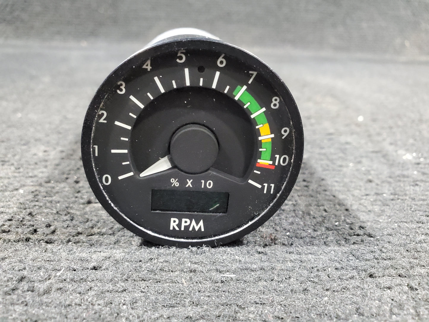 Percent RPM Indicator - Ultra Electronics Flightline Systems