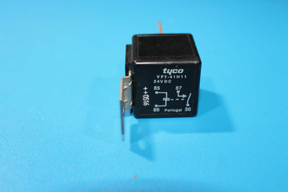 Power Relay - Tyco - 24VDC - C-GFYD (#Vf7-41H11)