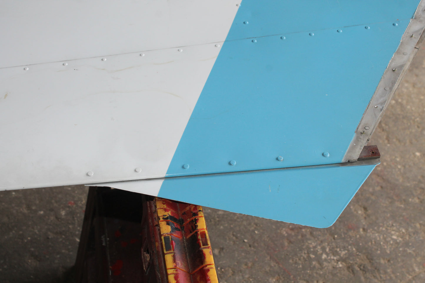 Rudder Assembly - Cessna 152 - MISC (VFC) (#0433010)