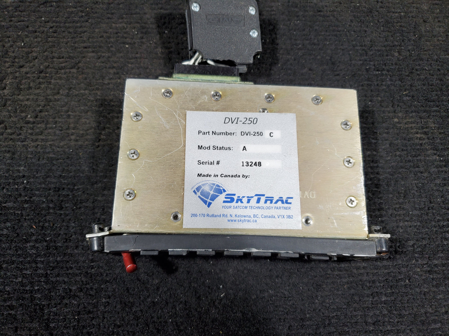 SkyTrac Satcom - C-FSKF (#DVI-250C)