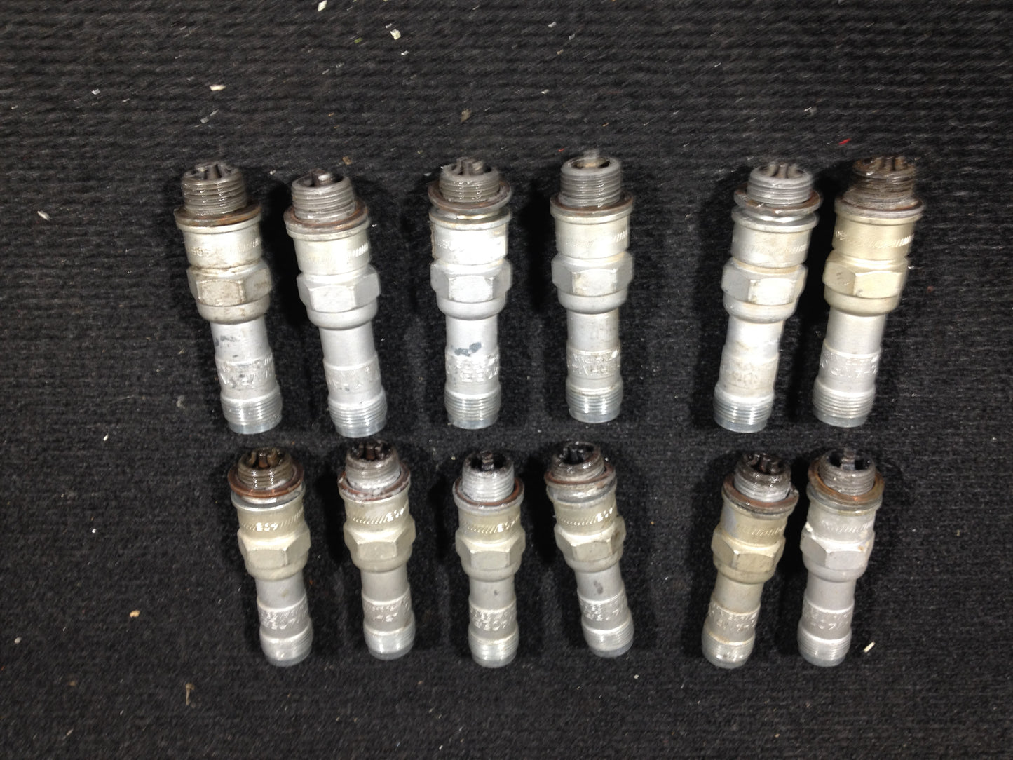 Spark Plugs -  Champion (12) - N3103Y (#RHM40E)