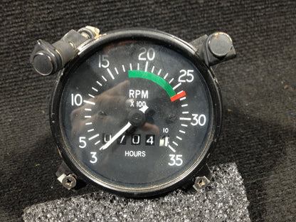 Tachometer - Jet Electronics - C-FOZZ