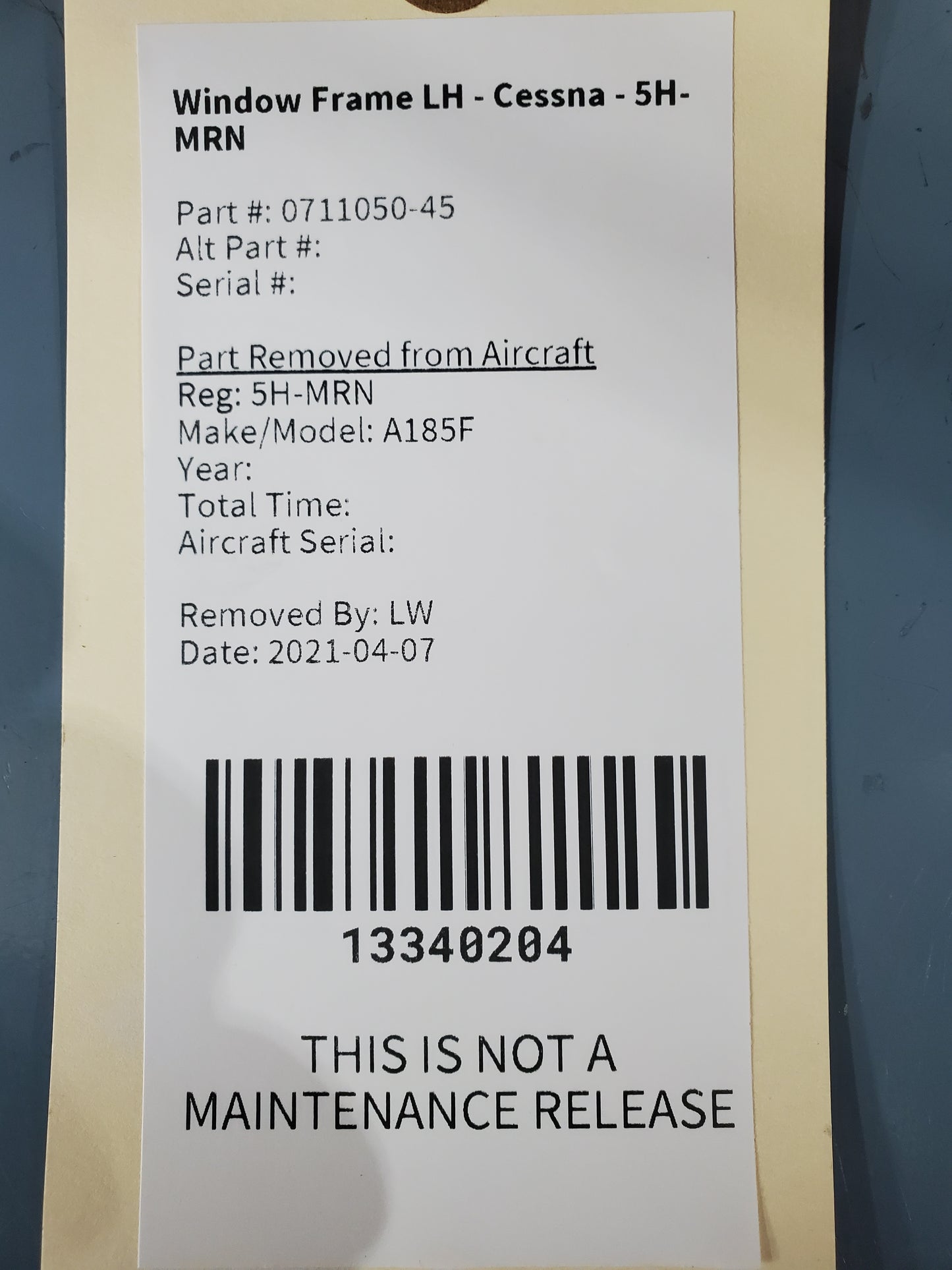 Window Frame LH - Cessna - 5H-MRN