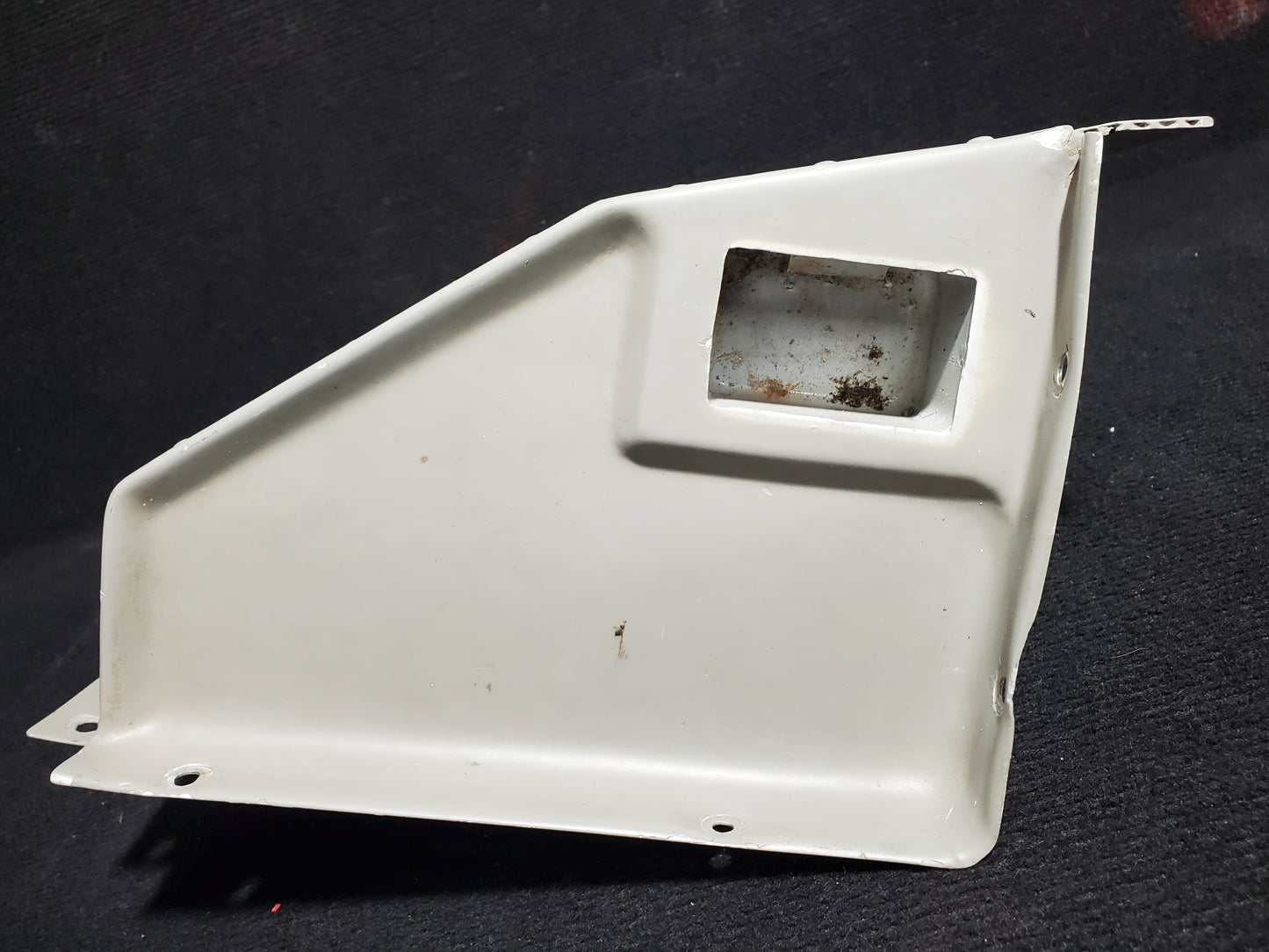 Avionics Mounting Plate Cover Assy - Cessna - 5Y-RNA