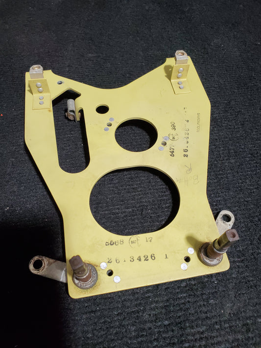 Support Plate Assy_Fuel Selector Controls - Cessna - 5Y-RNA