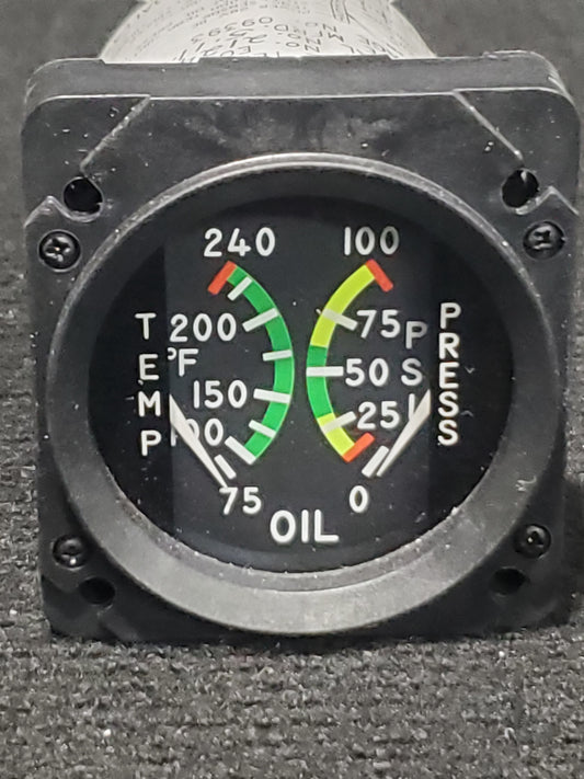 Oil Temperature and Pressure Indicator - Rochester Gauges - C-GDJL