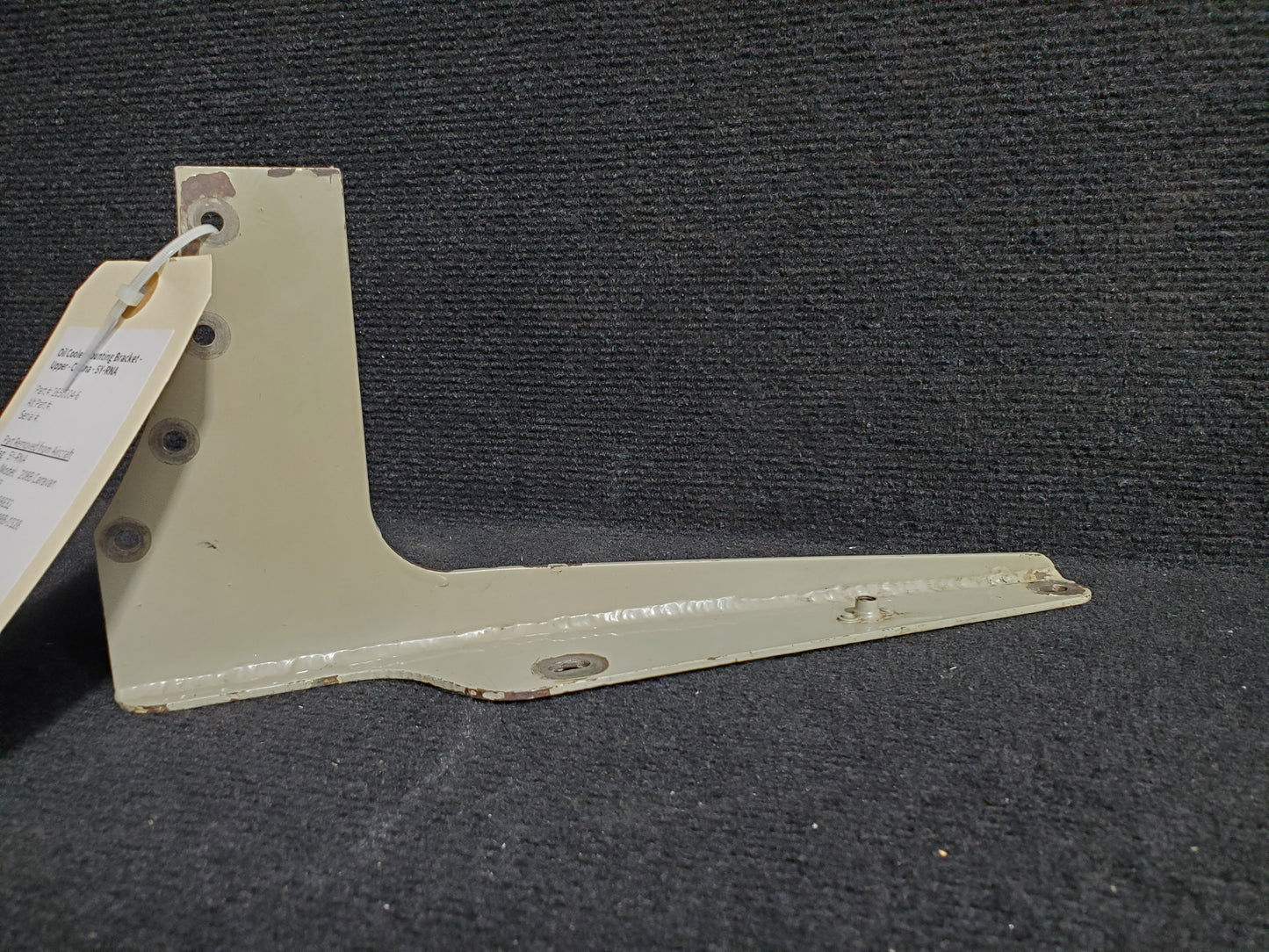 Oil Cooler Mounting Bracket - Upper - Cessna - 5Y-RNA