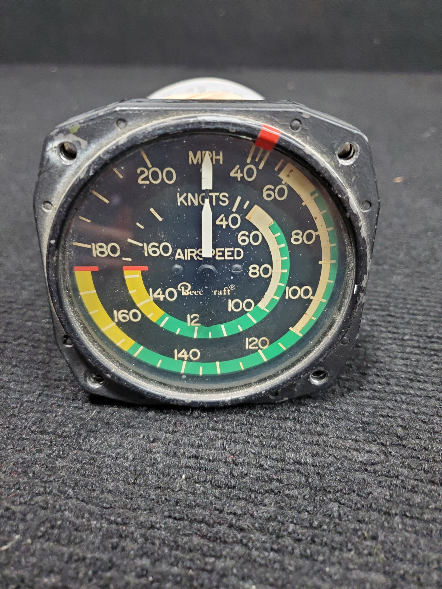 Airspeed indicator - Beechcraft - C-FTIY