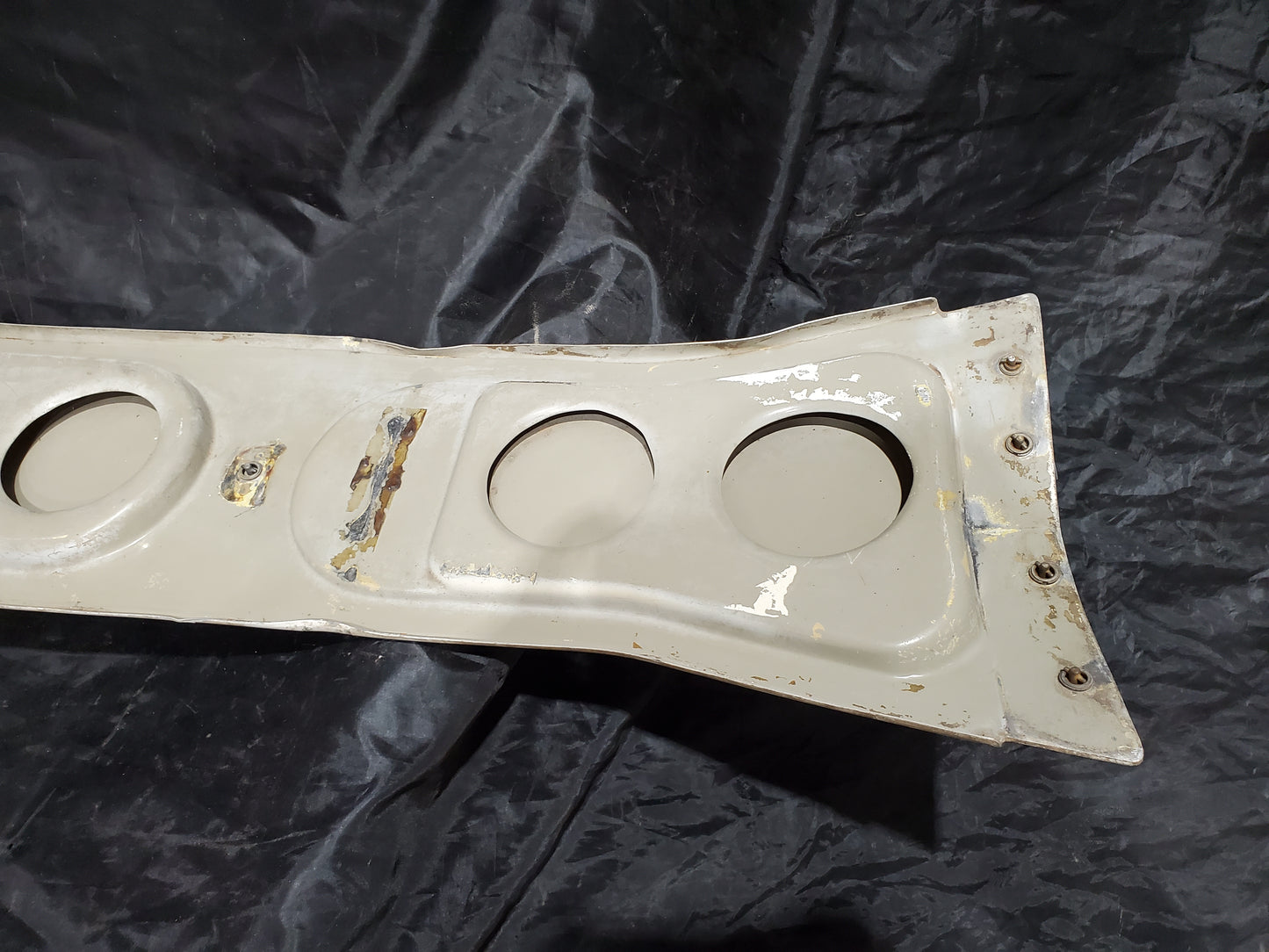 Center Section Assy-Cowl - Cessna - 5Y-RNA