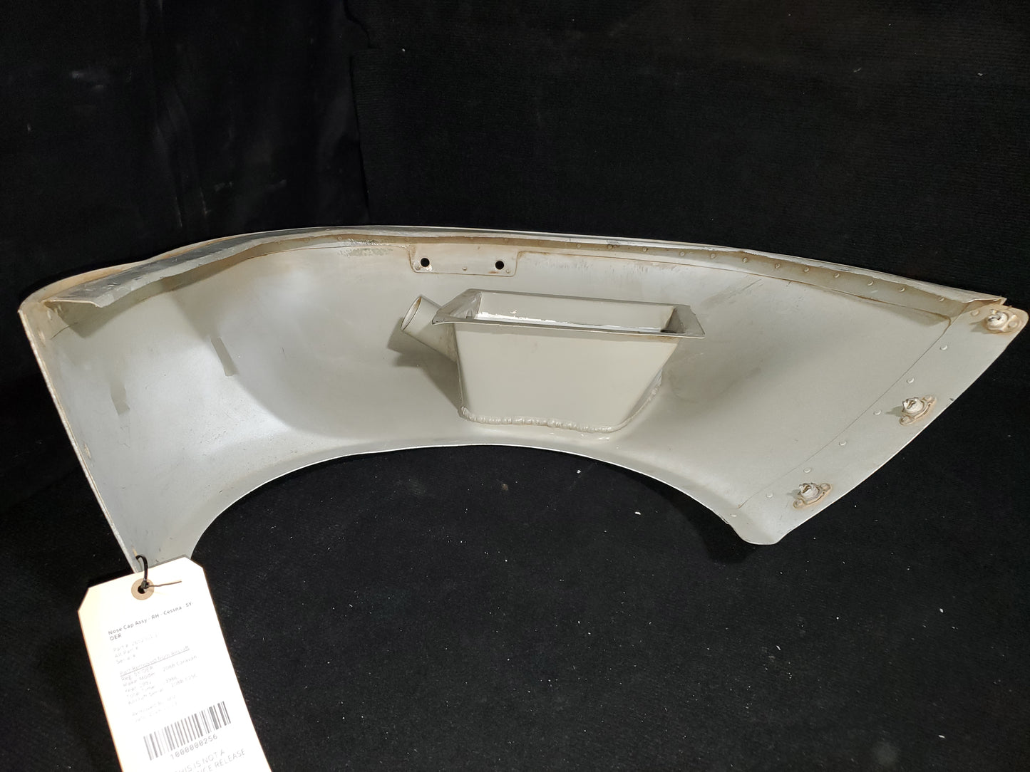 Nose Cap Assy - RH - Cessna - 5Y-OER