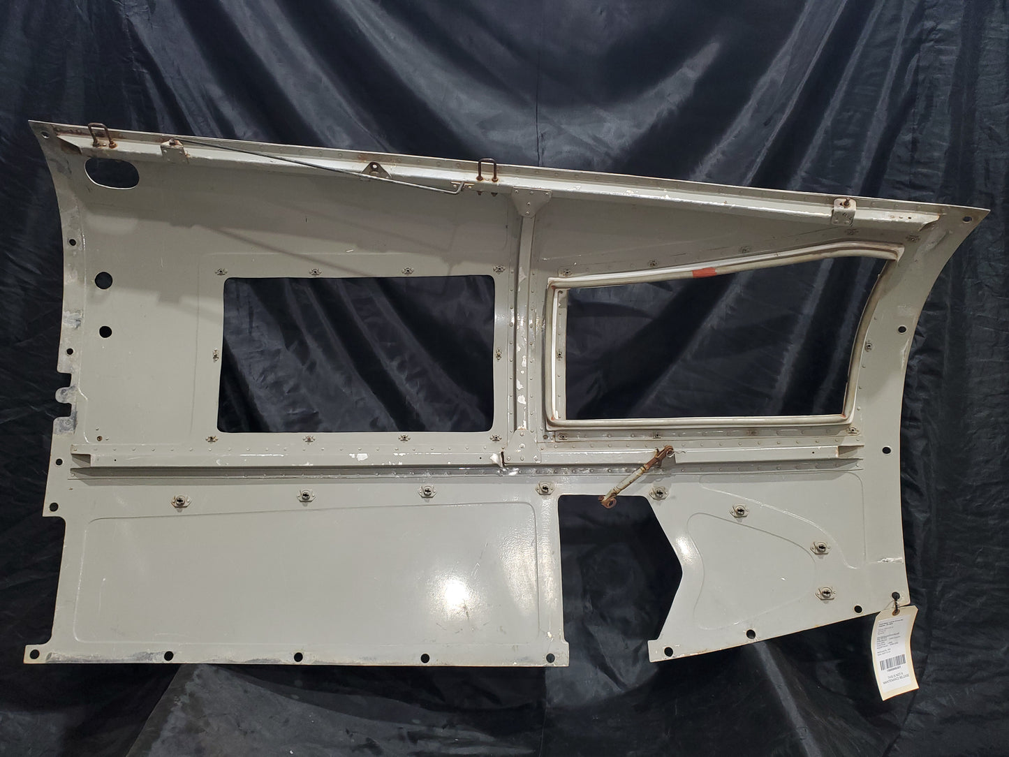 Cowl Assy - Lower LH w/ AC - Cessna - 5Y-OER