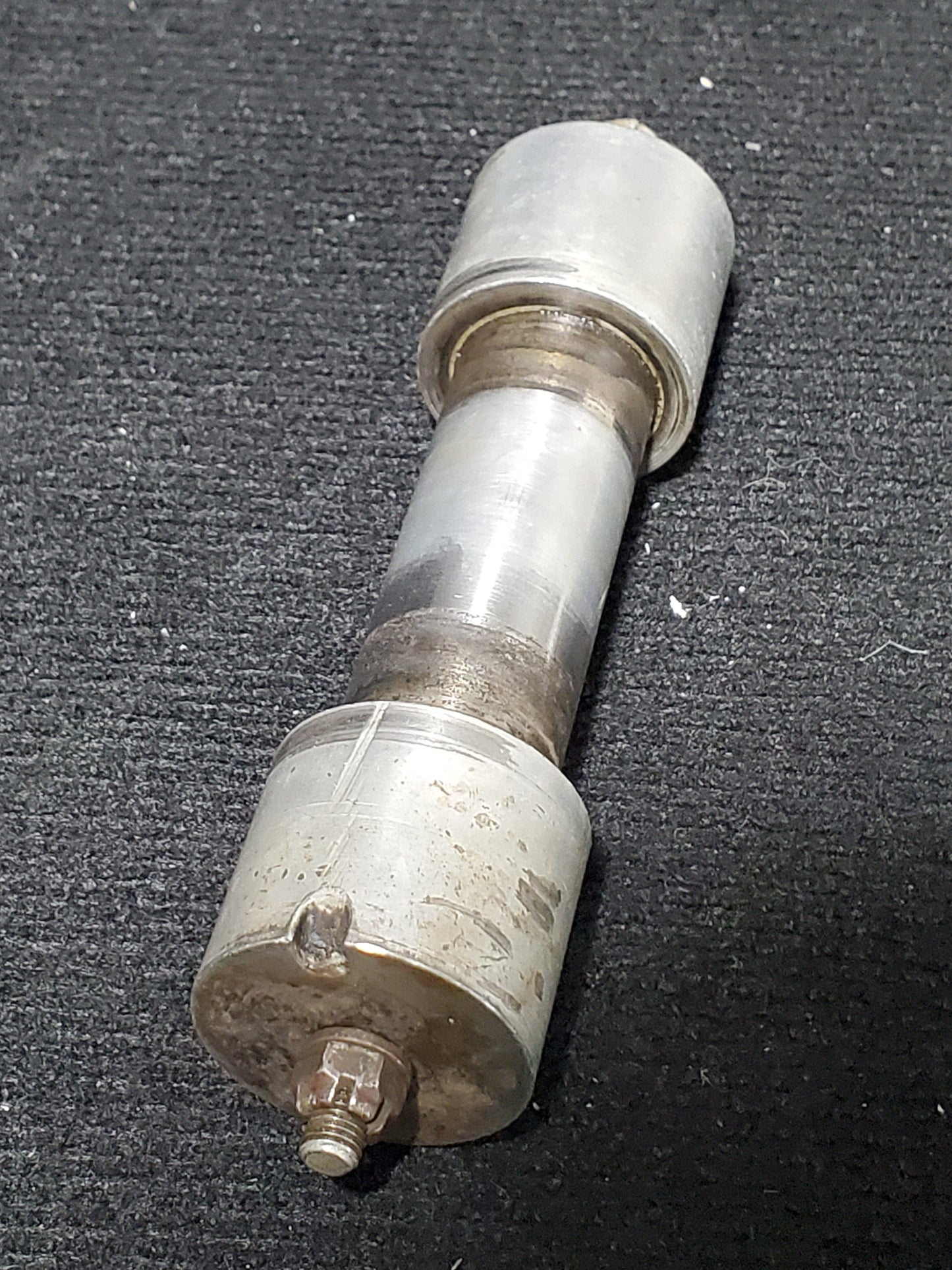 Nose Axle tube with caps - Cessna - CF-UPF