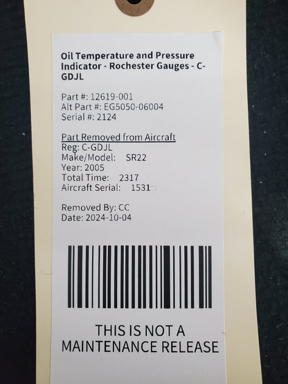 Oil Temperature and Pressure Indicator - Rochester Gauges - C-GDJL